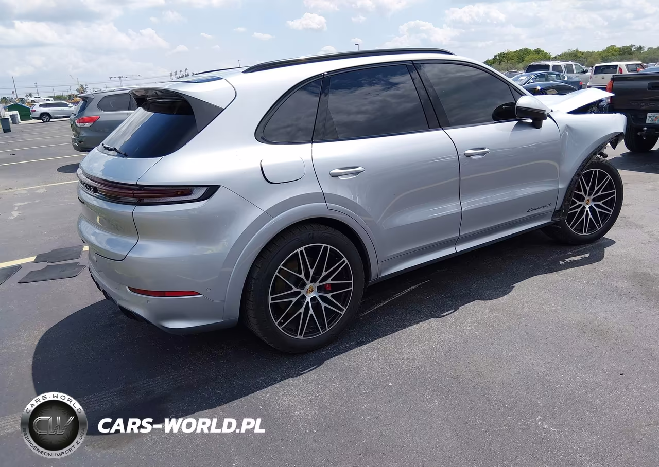 2024 Porsche Cayenne S VIN:WP1AL2AY5RDA35472 - 4