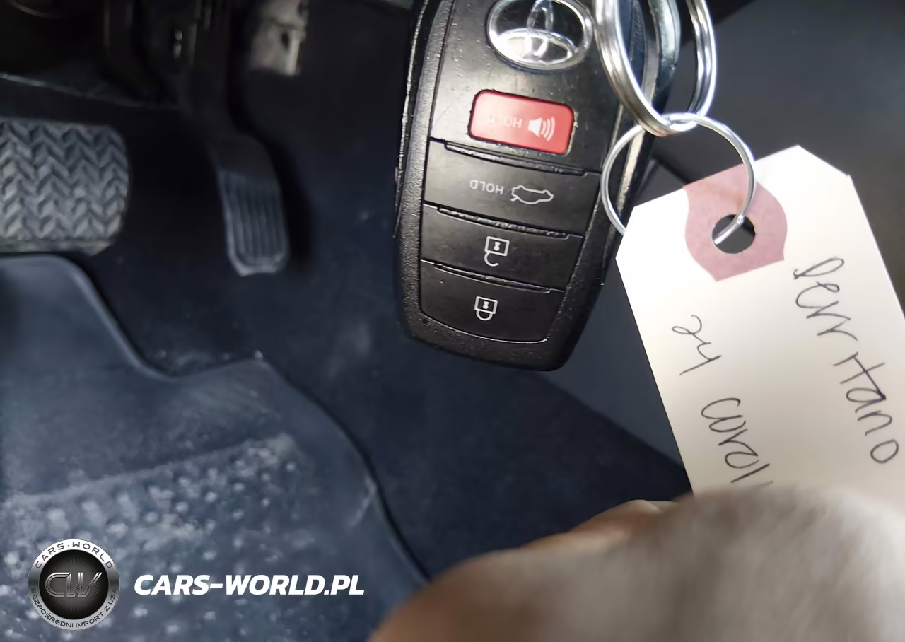 2024 Toyota Corolla Hybrid Le VIN:JTDBCMFE5R3041570 - 11