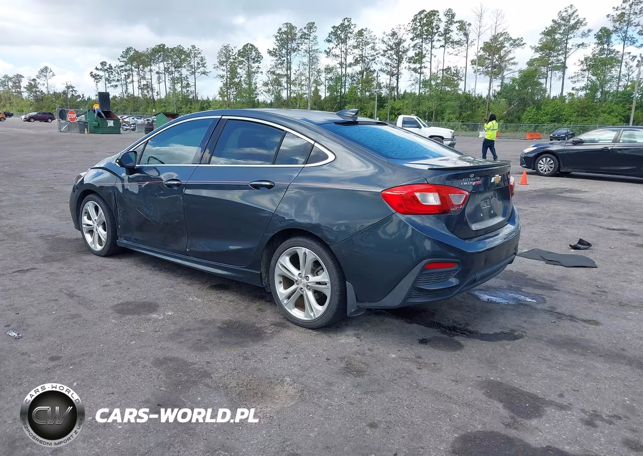 2017 Chevrolet Cruze Premier Auto VIN:1G1BF5SMXH7172486 - 3