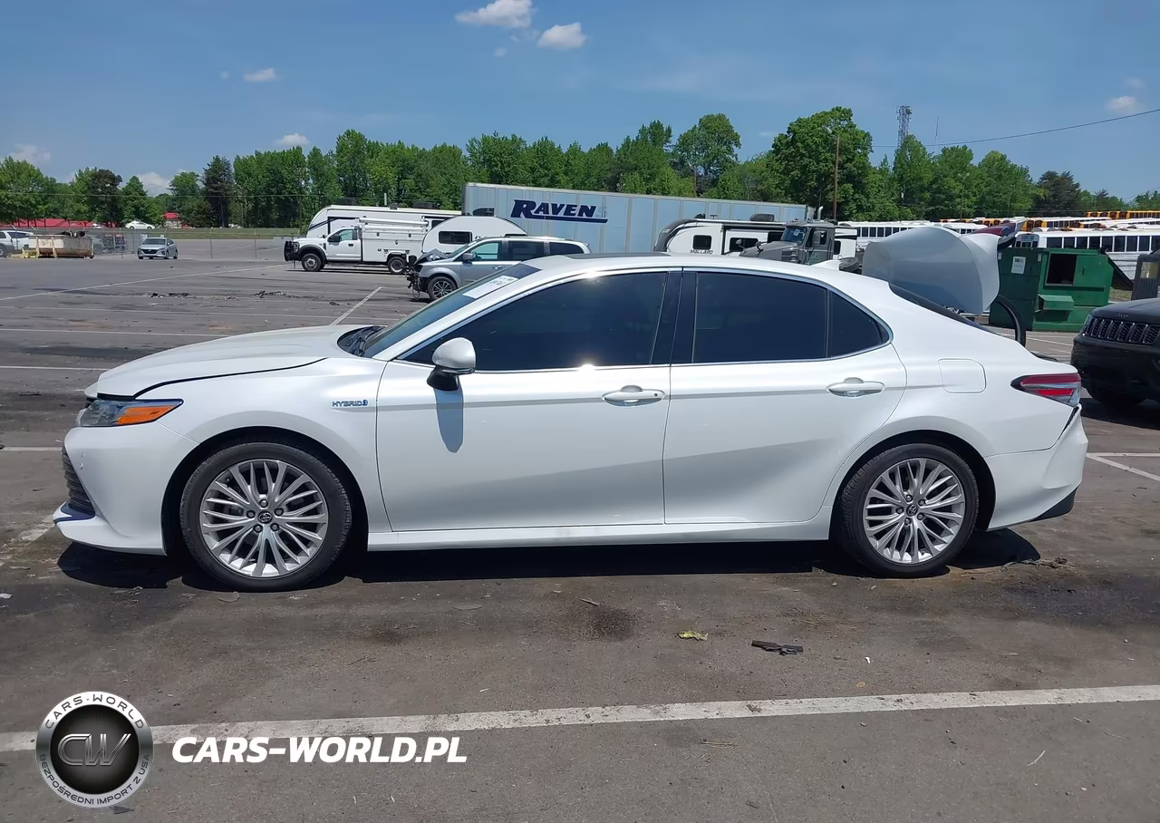 2018 Toyota Camry Hybrid Xle VIN:4T1B21HKXJU008062 - 14