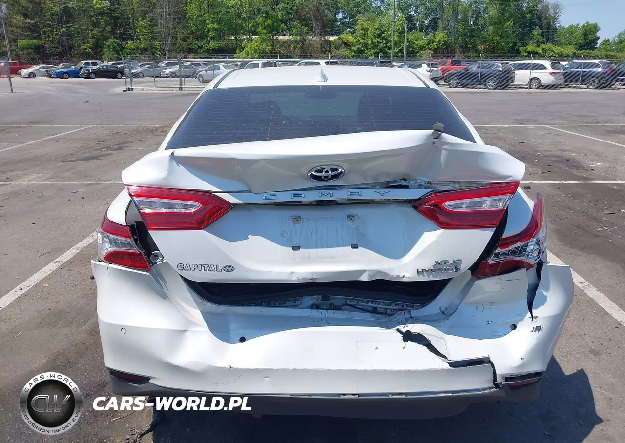 2018 Toyota Camry Hybrid Xle VIN:4T1B21HKXJU008062 - 16