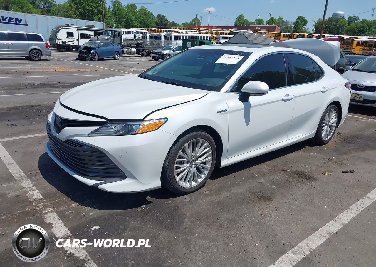 2018 Toyota Camry Hybrid Xle VIN:4T1B21HKXJU008062 - 2