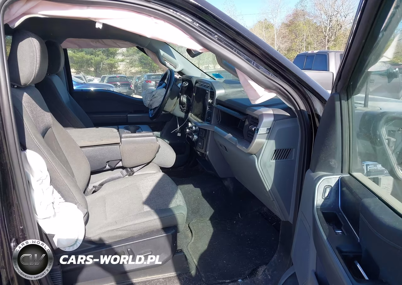 2023 Ford F-150 Xlt VIN:1FTFW1E53PKF40735 - 5