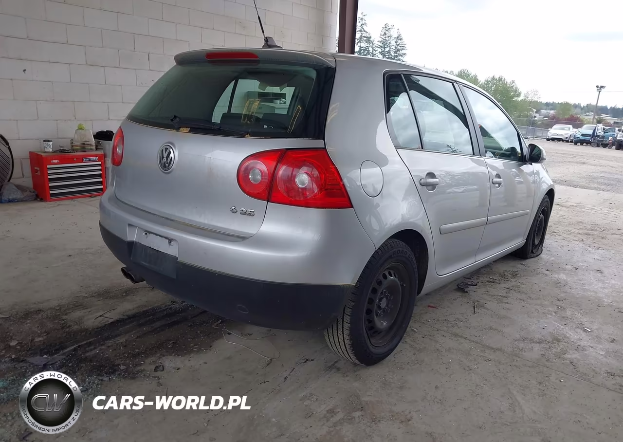 2009 Volkswagen Rabbit S VIN:WVWDB71K69W140567 - 4