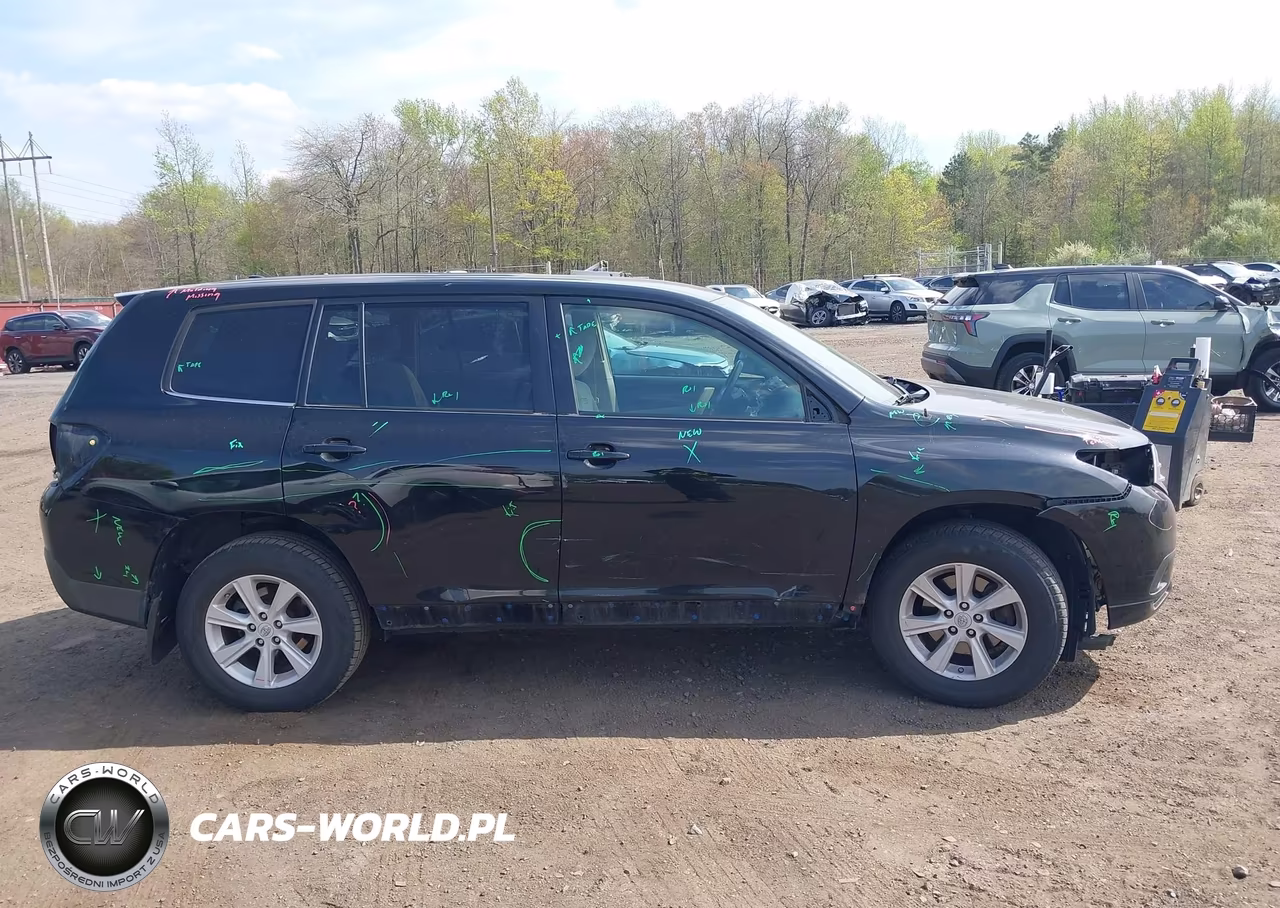 2012 Toyota Highlander Base V6 VIN:5TDBK3EH5CS139979 - 13