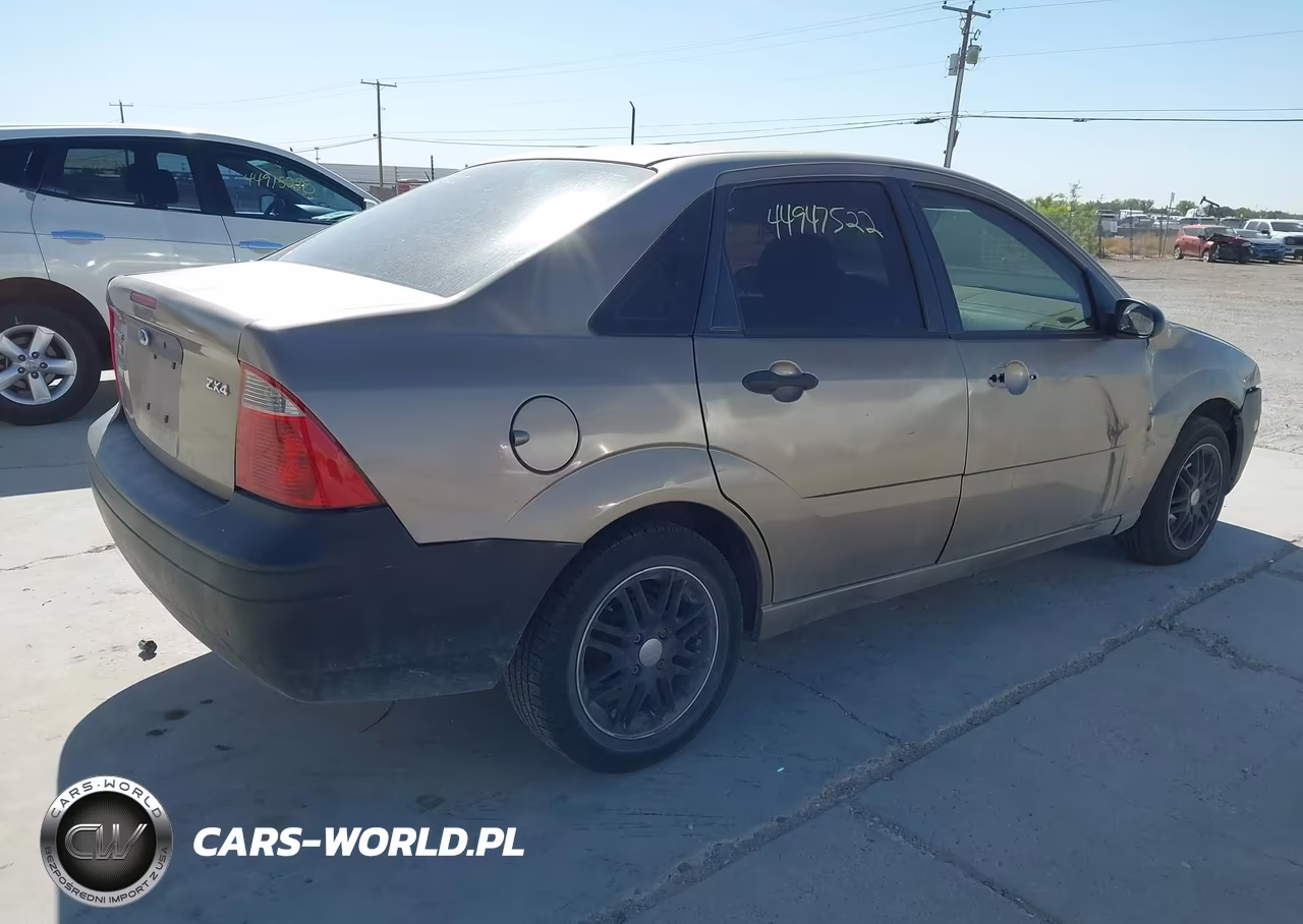 2005 Ford Focus Zx4 VIN:1FAFP34N05W207253 - 4