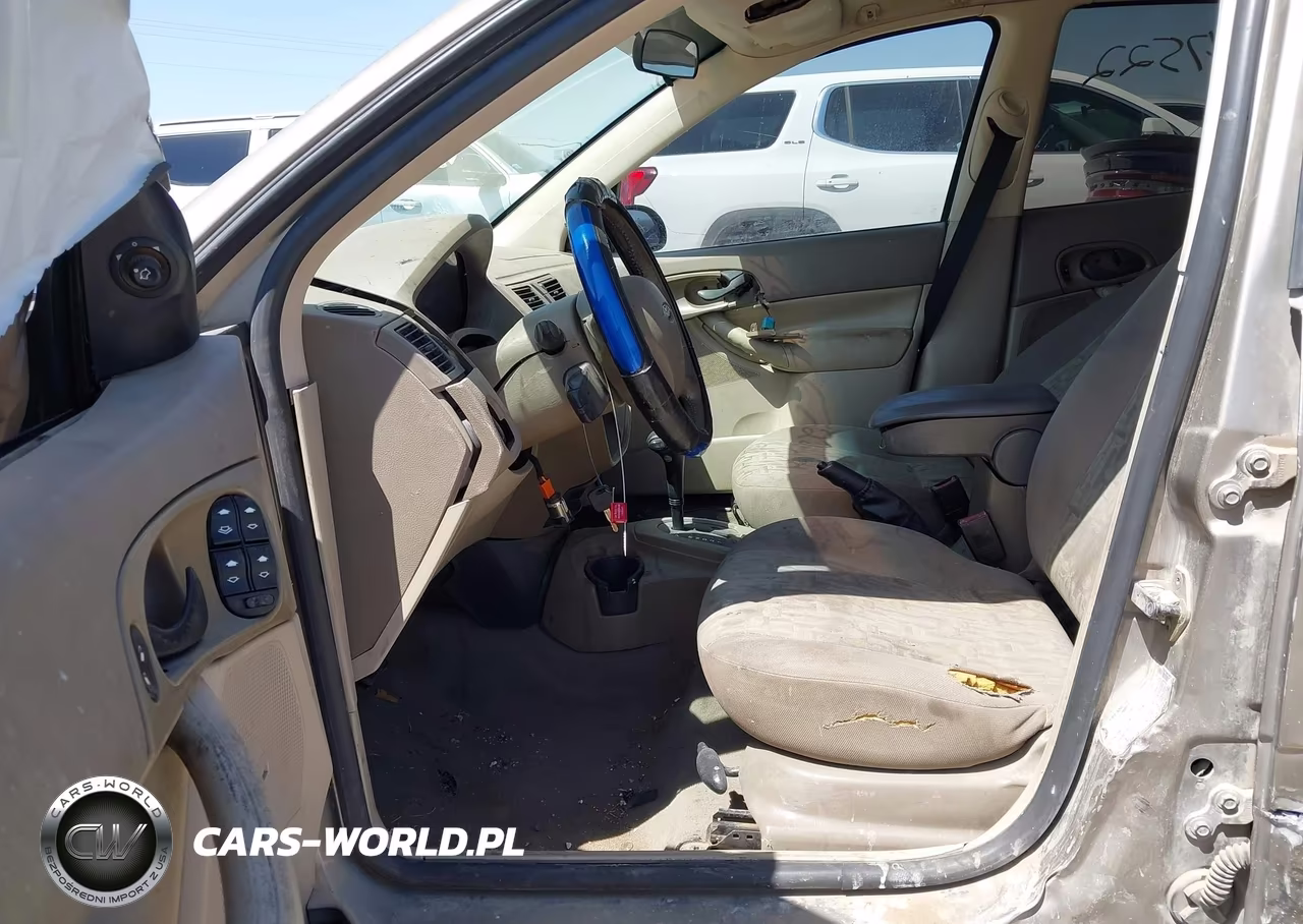 2005 Ford Focus Zx4 VIN:1FAFP34N05W207253 - 5