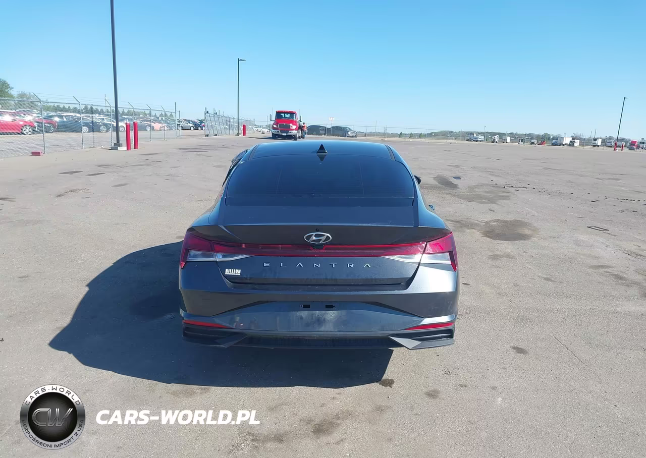 2022 Hyundai Elantra Sel VIN:5NPLS4AG5NH057007 - 17