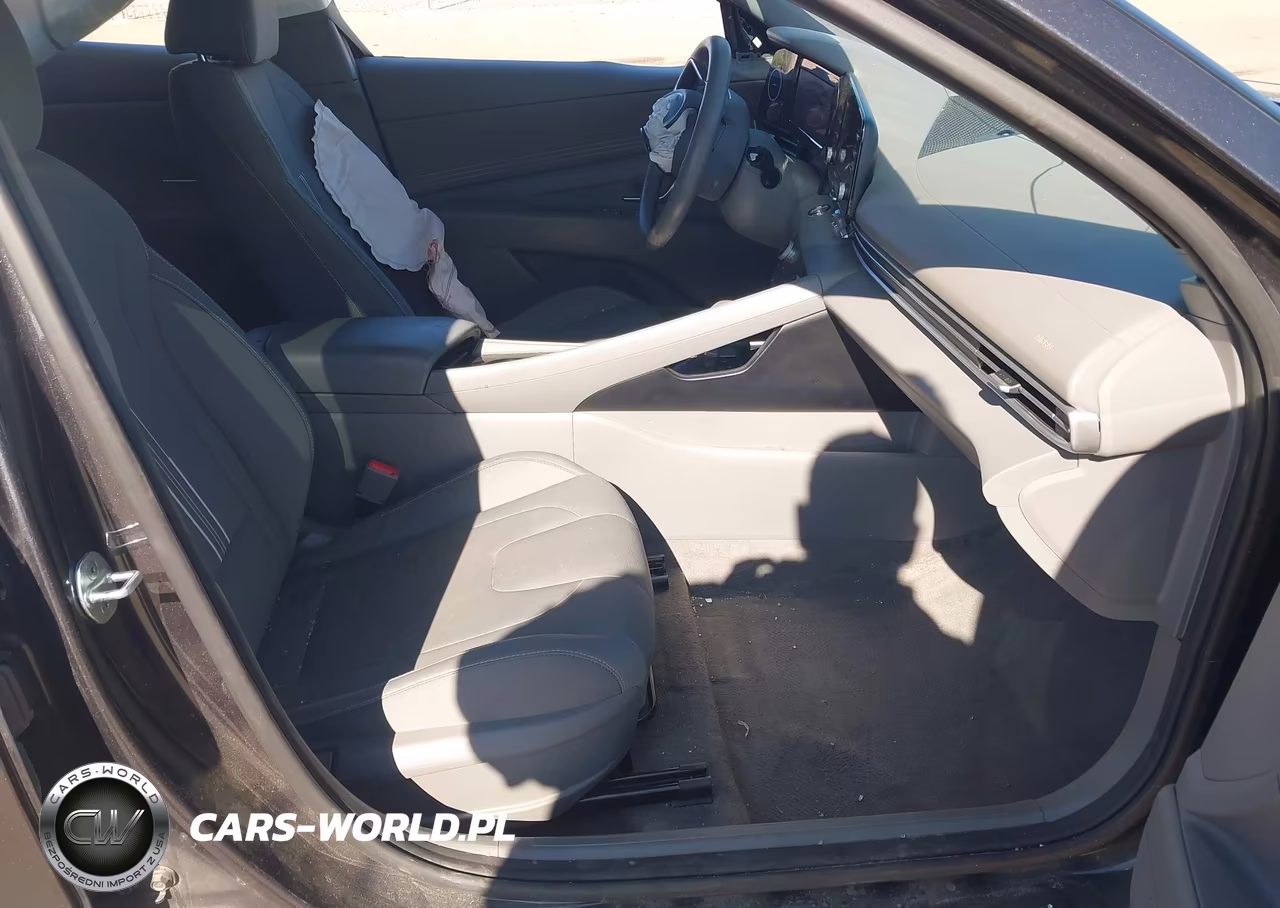 2022 Hyundai Elantra Sel VIN:5NPLS4AG5NH057007 - 5