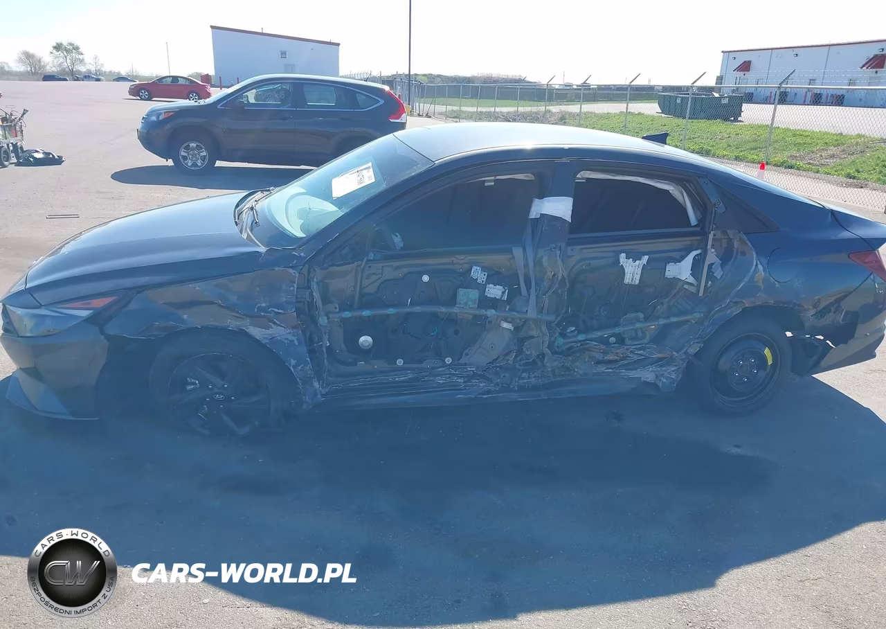 2022 Hyundai Elantra Sel VIN:5NPLS4AG5NH057007 - 6