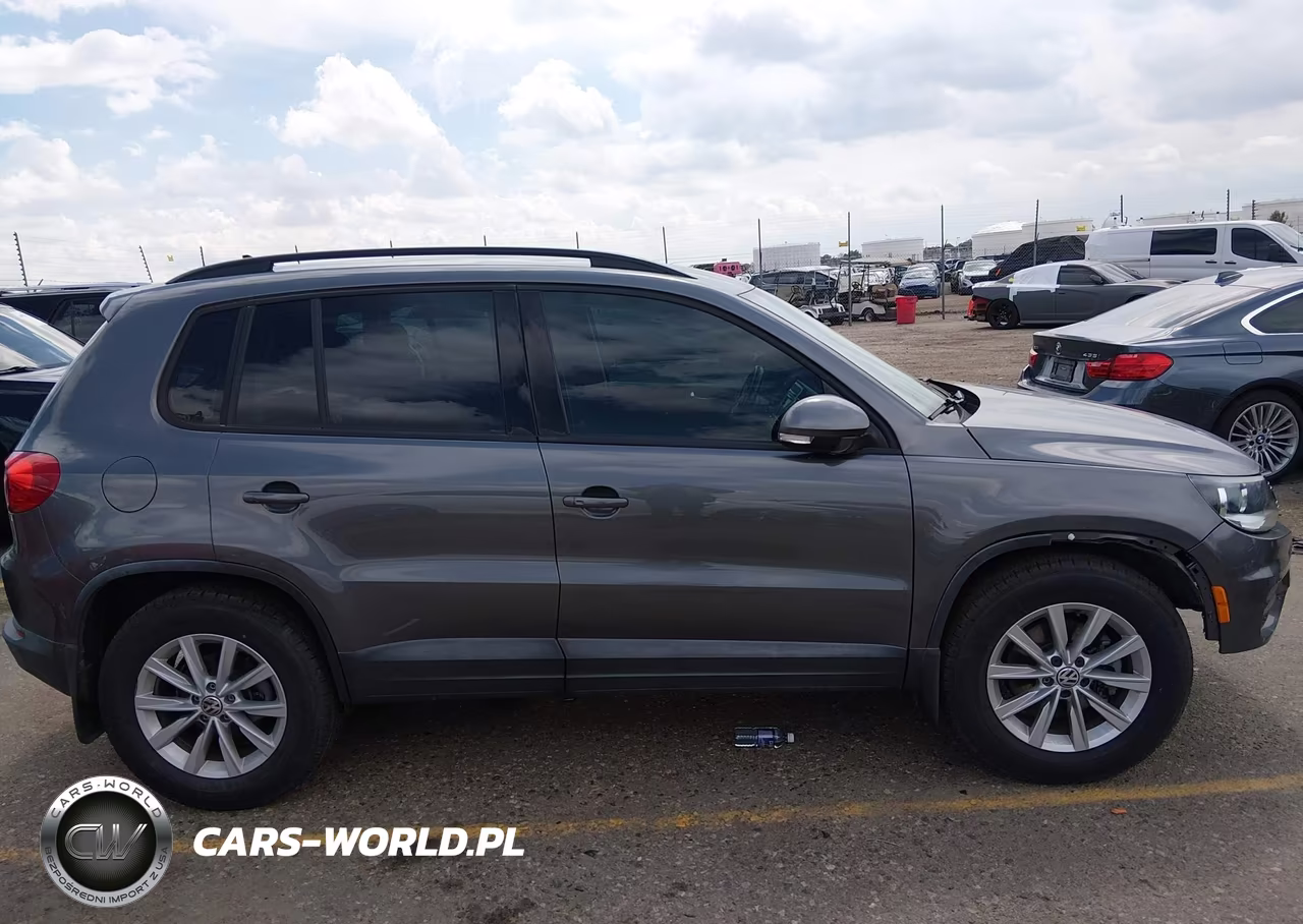 2018 Volkswagen Tiguan Limited 2.0T VIN:WVGAV7AX9JK001627 - 14