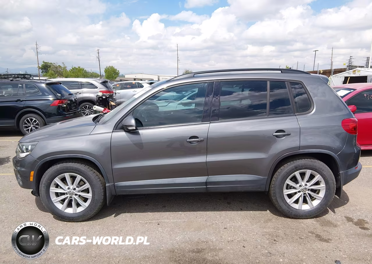 2018 Volkswagen Tiguan Limited 2.0T VIN:WVGAV7AX9JK001627 - 15