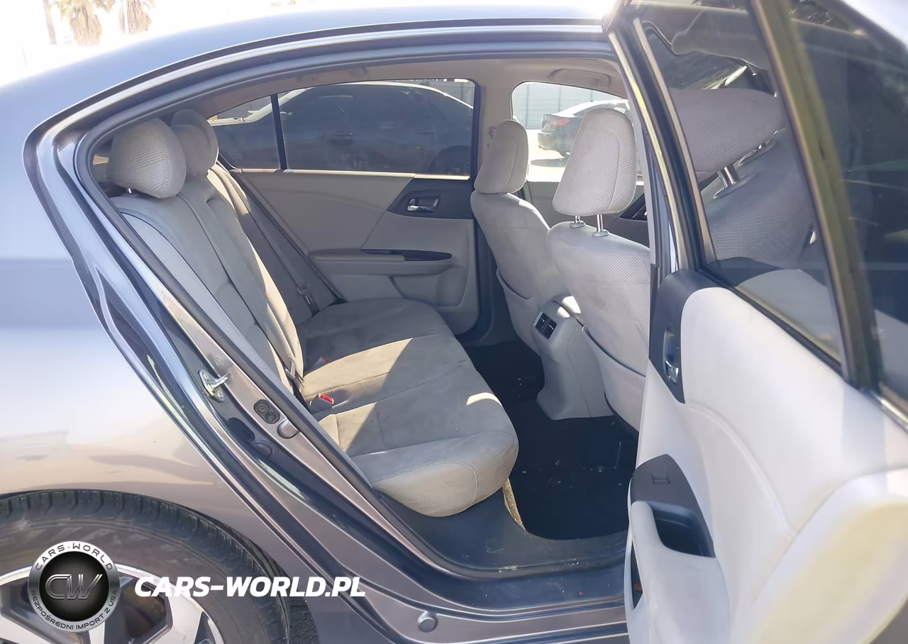 2017 Honda Accord Ex VIN:1HGCR2F00HA009021 - 8
