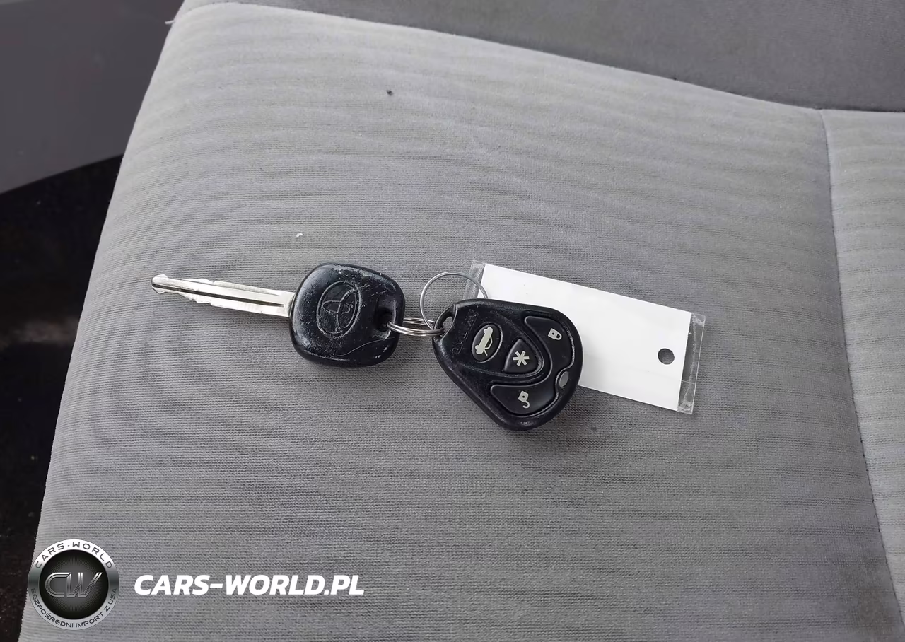 2010 Toyota Corolla Le VIN:1NXBU4EE7AZ180043 - 11