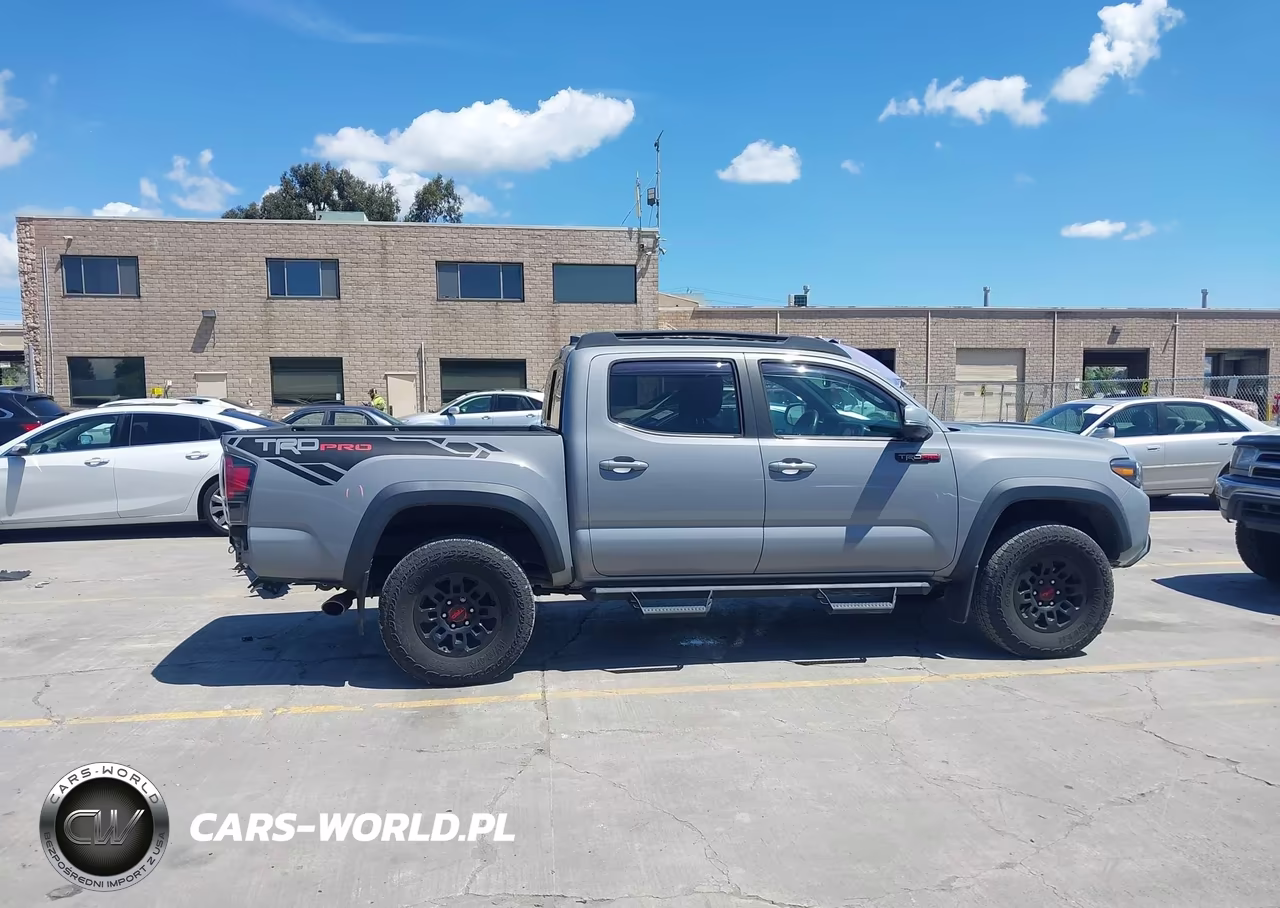 2017 Toyota Tacoma Trd Pro VIN:5TFCZ5AN7HX051895 - 14