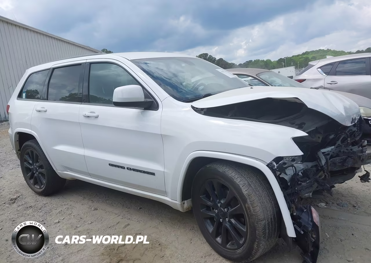 2017 Jeep Grand Cherokee Altitude 4X2 VIN:1C4RJEAG8HC957225 - 12