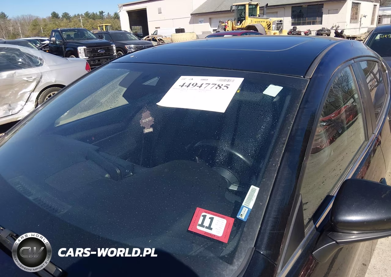 2022 Mazda Mazda3 Preferred VIN:JM1BPALLXN1513810 - 6