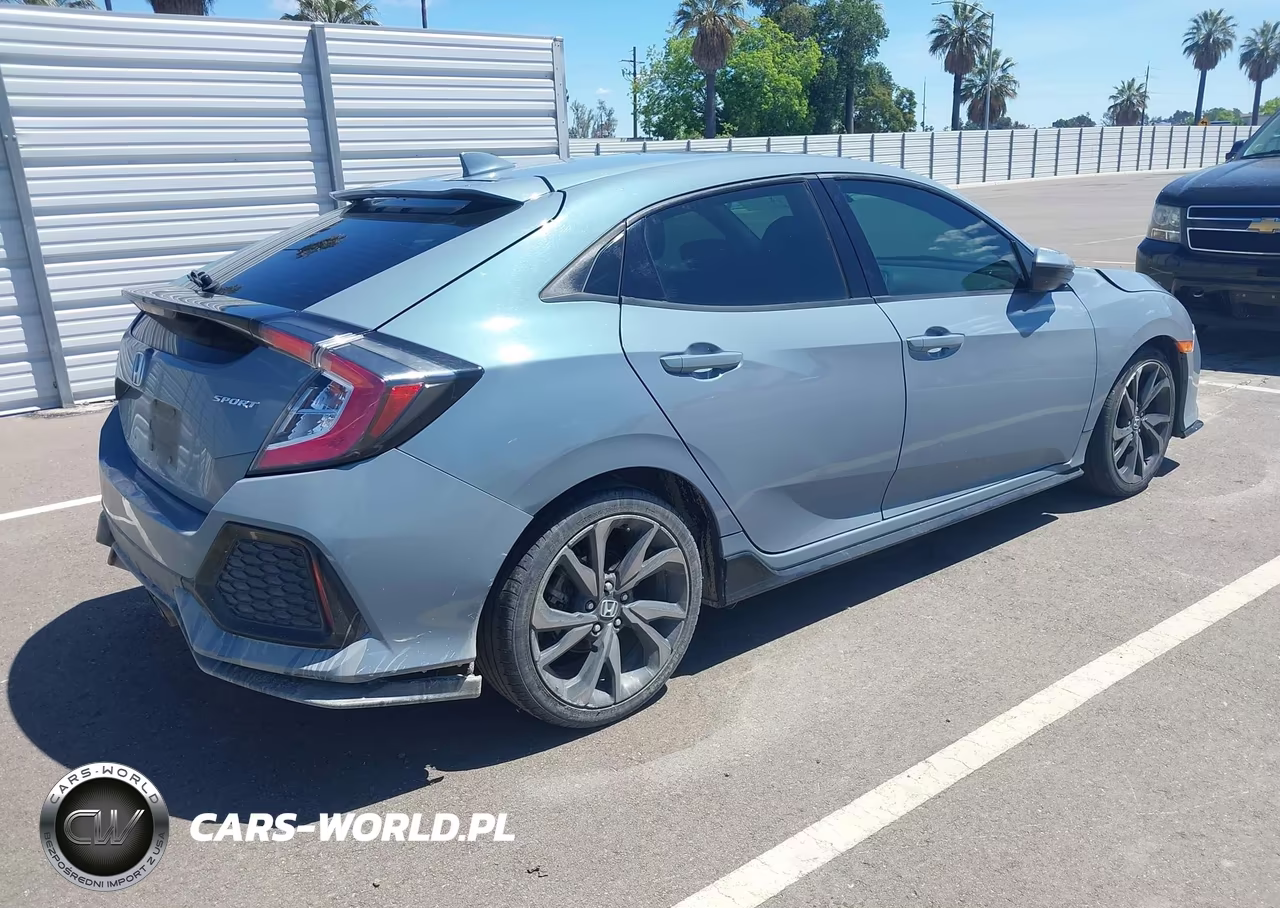 2017 Honda Civic Sport VIN:SHHFK7H40HU426643 - 4
