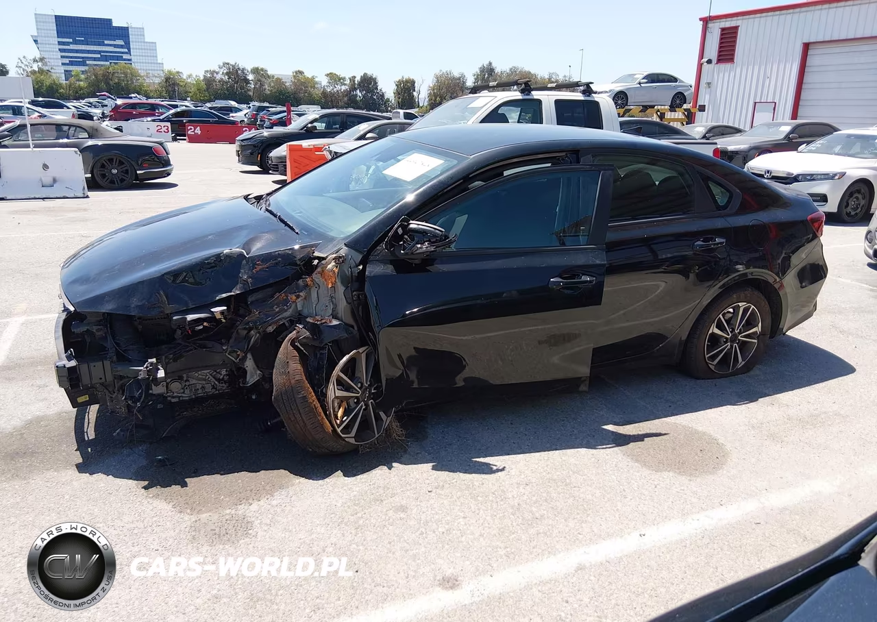 2024 Kia Forte Lxs VIN:3KPF24AD5RE730536 - 15