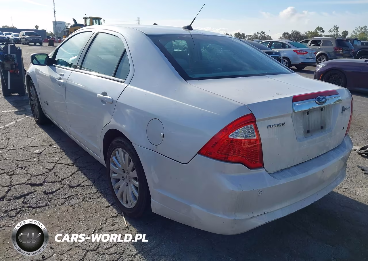 2010 Ford Fusion Hybrid VIN:3FADP0L36AR175489 - 3
