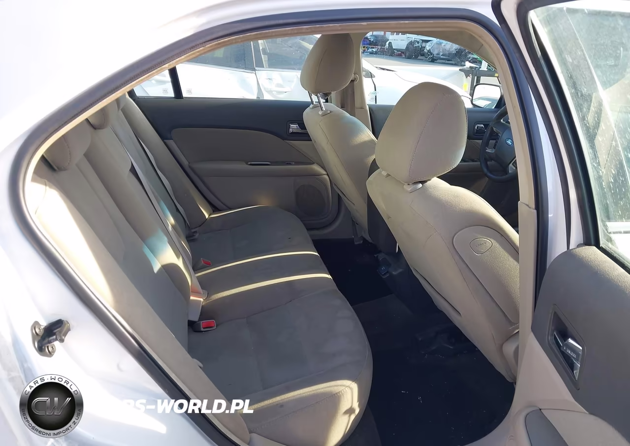 2010 Ford Fusion Hybrid VIN:3FADP0L36AR175489 - 8