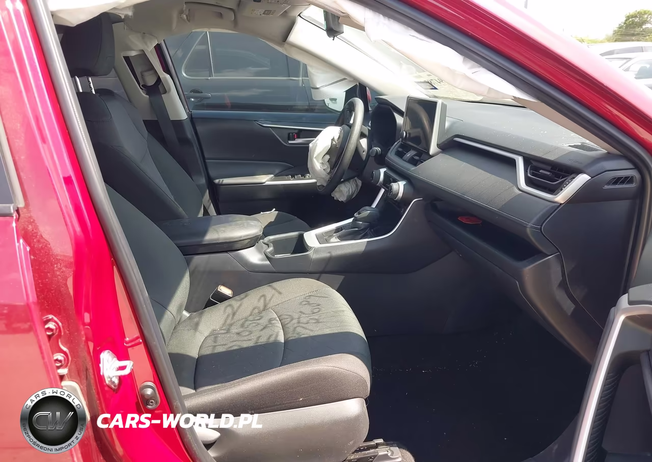 2025 Toyota Rav4 Xle VIN:2T3W1RFV2SW375689 - 5