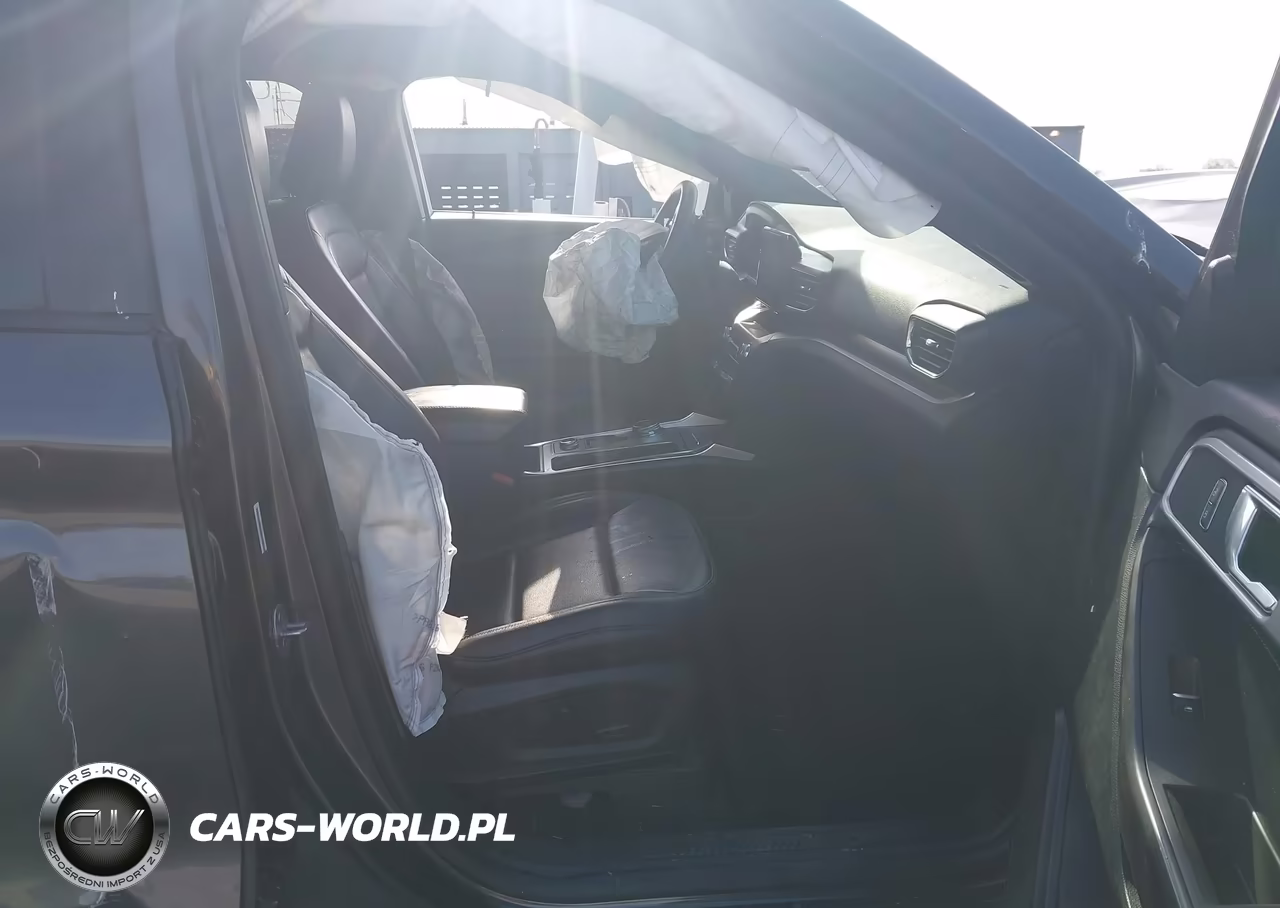 2020 Ford Explorer Xlt VIN:1FMSK8DHXLGA08521 - 5