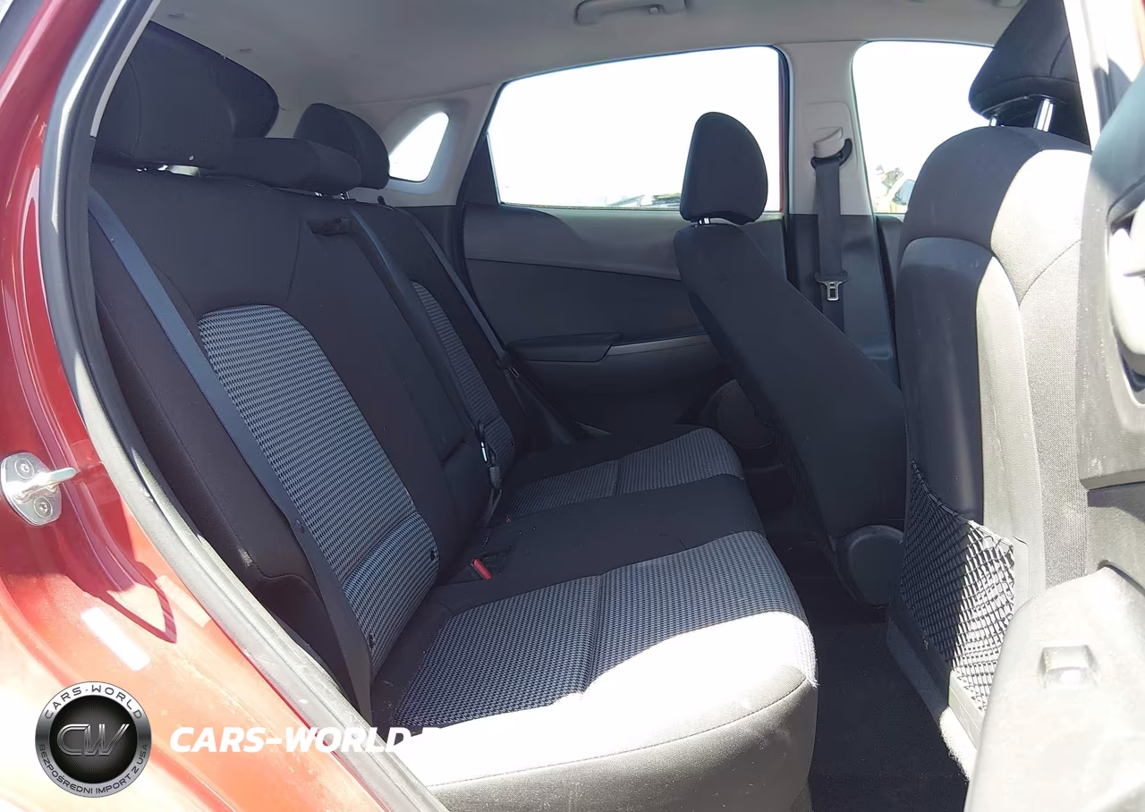 2018 Hyundai Kona Se VIN:KM8K1CAAXJU113846 - 8