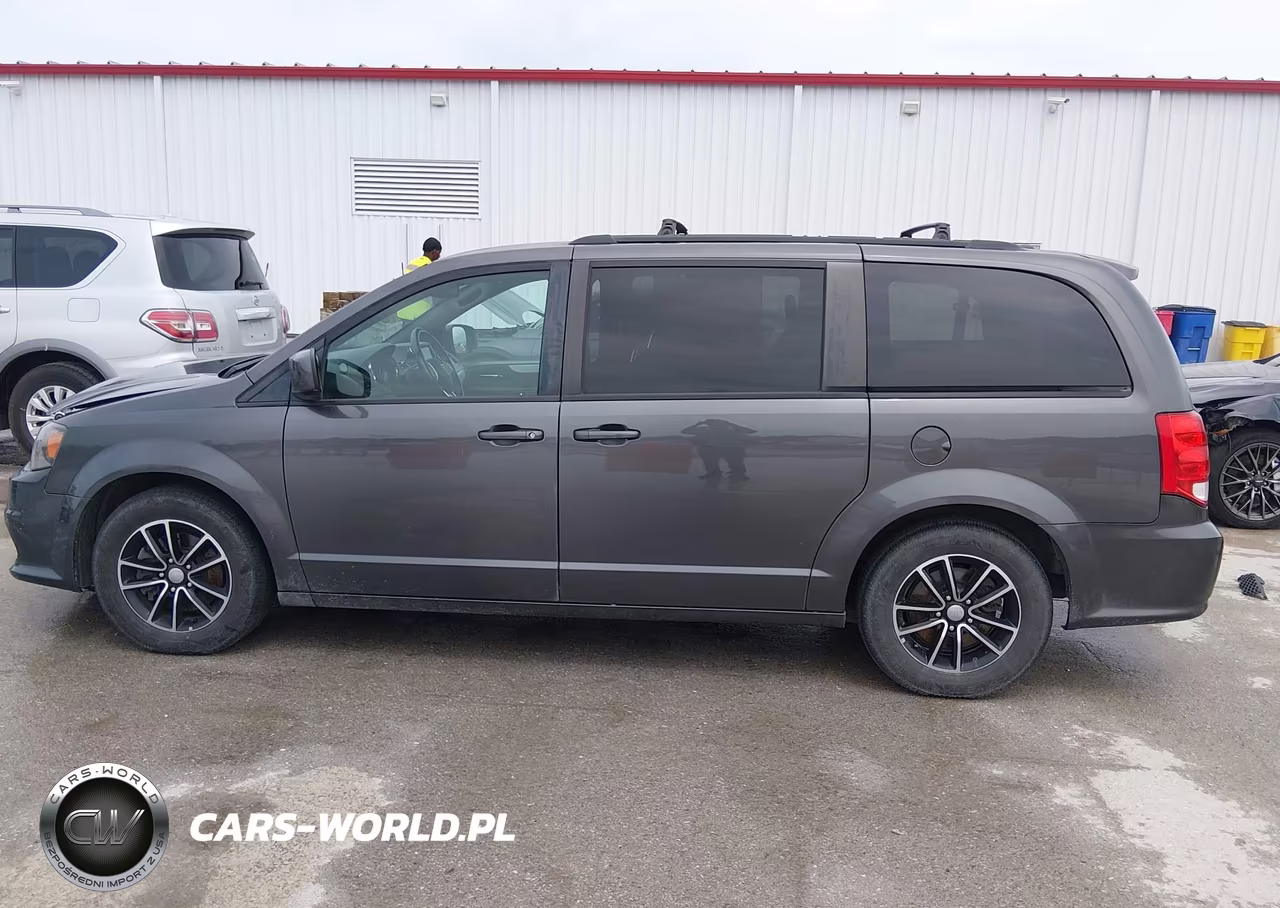 2018 Dodge Grand Caravan Gt VIN:2C4RDGEG7JR342112 - 14
