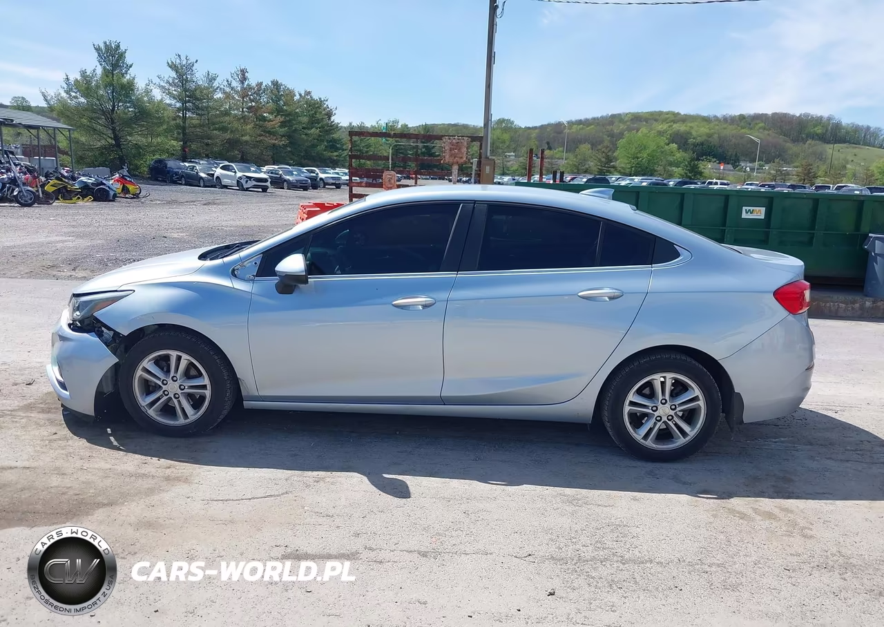 2017 Chevrolet Cruze Lt Auto VIN:1G1BE5SM9H7182056 - 14