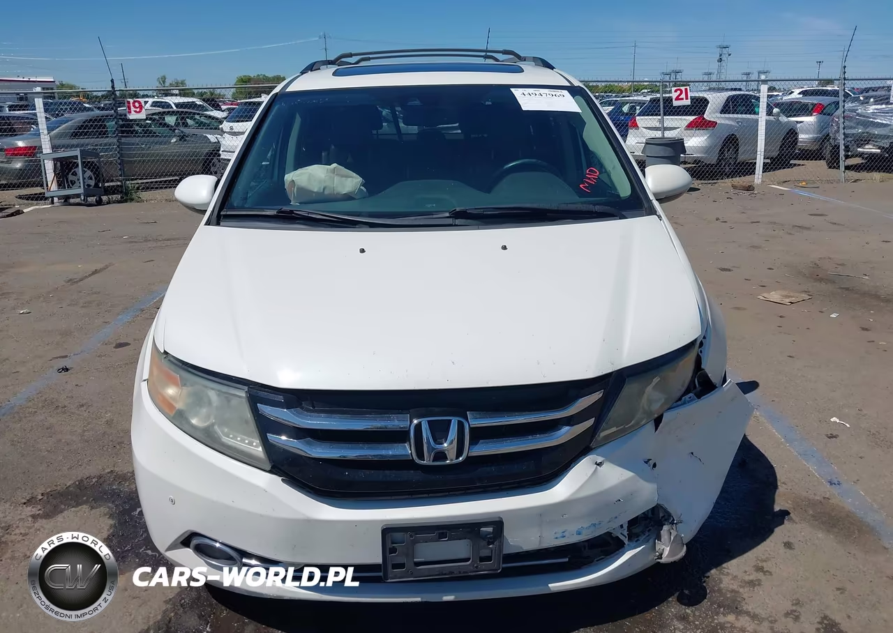 2015 Honda Odyssey Touring-Touring Elite VIN:5FNRL5H93FB011504 - 12