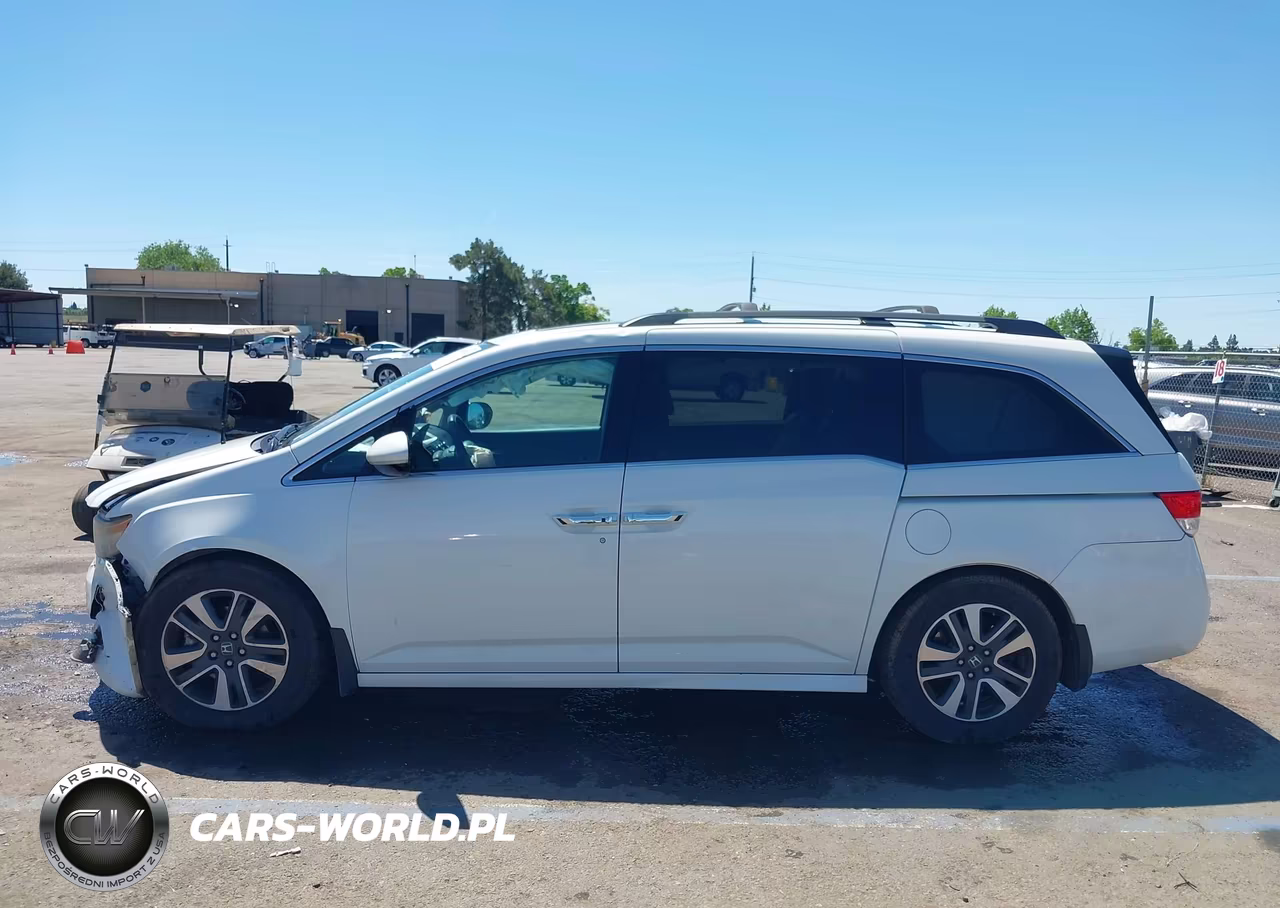 2015 Honda Odyssey Touring-Touring Elite VIN:5FNRL5H93FB011504 - 14
