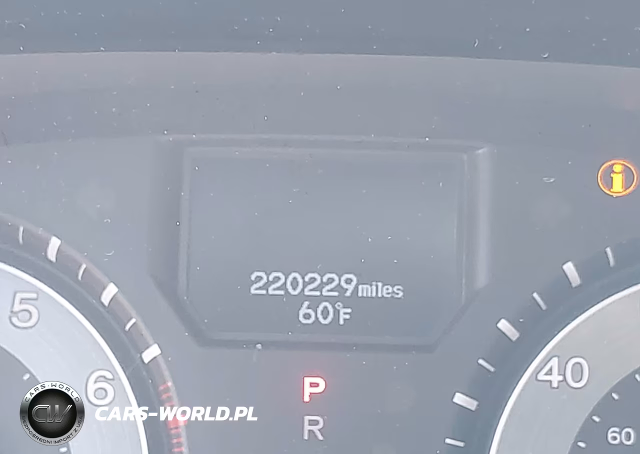 2015 Honda Odyssey Touring-Touring Elite VIN:5FNRL5H93FB011504 - 15