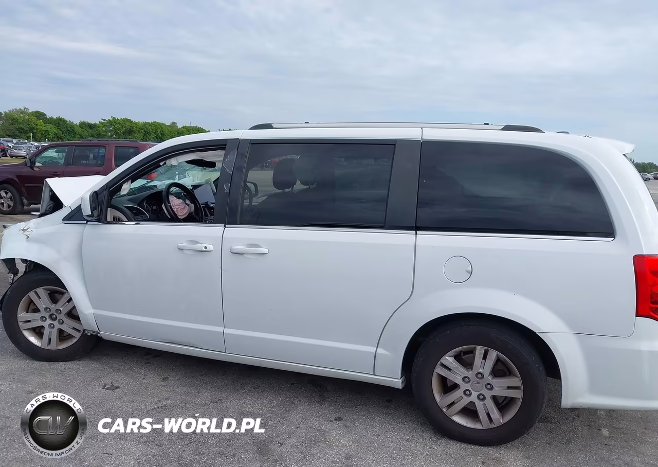 2018 Dodge Grand Caravan Sxt VIN:2C4RDGCG7JR266636 - 13