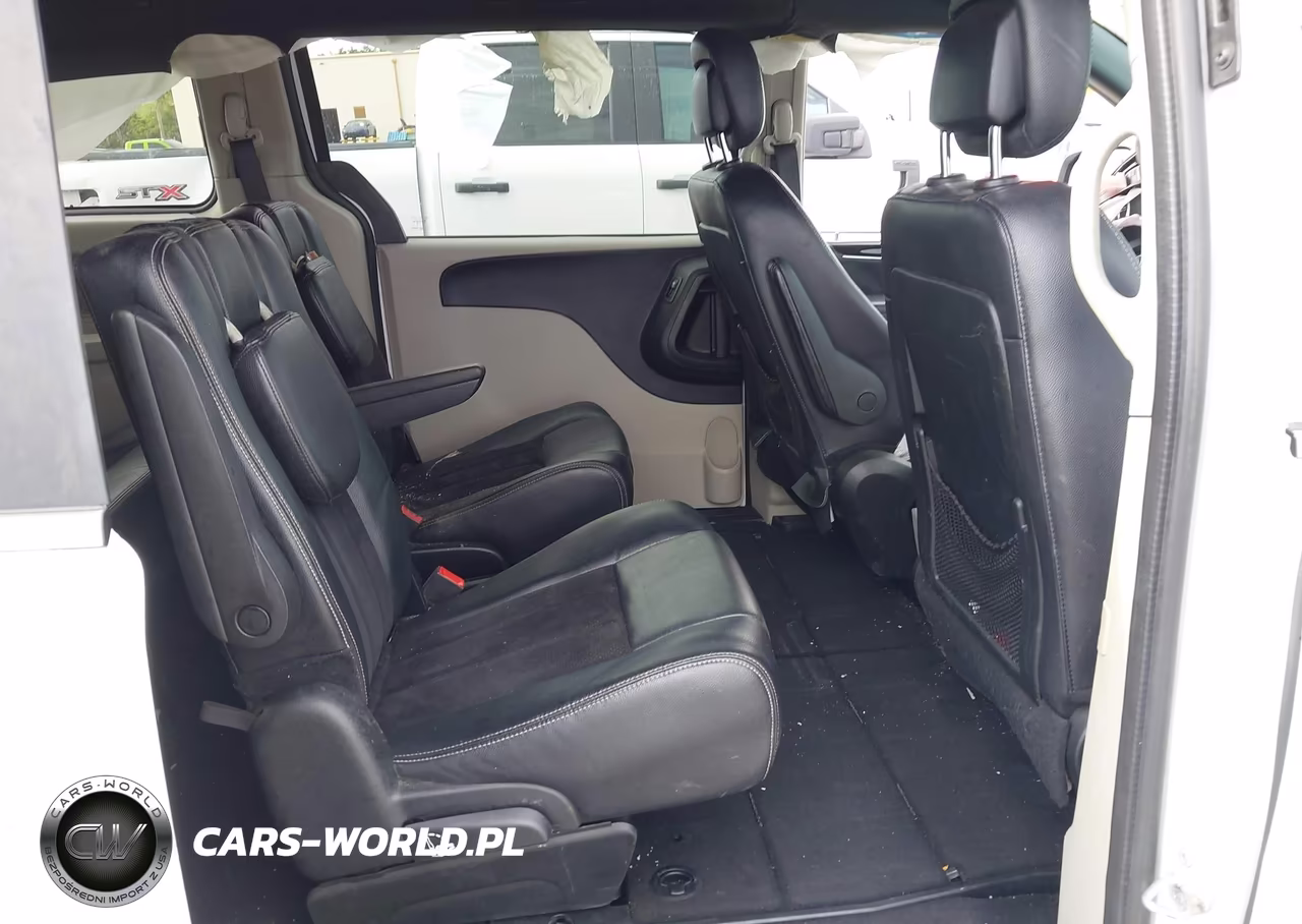 2018 Dodge Grand Caravan Sxt VIN:2C4RDGCG7JR266636 - 8