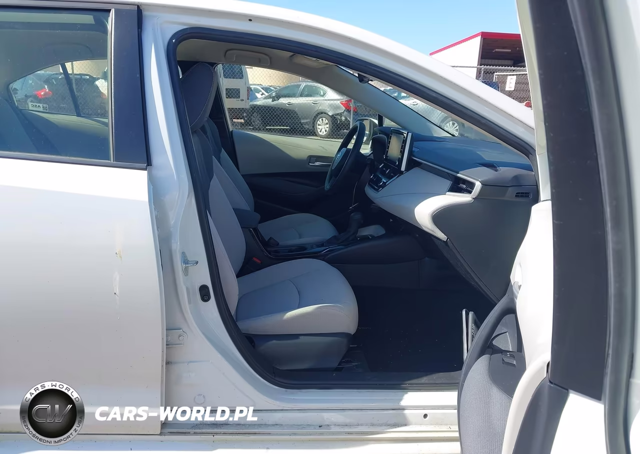2020 Toyota Corolla Le VIN:JTDVPRAE4LJ094107 - 5