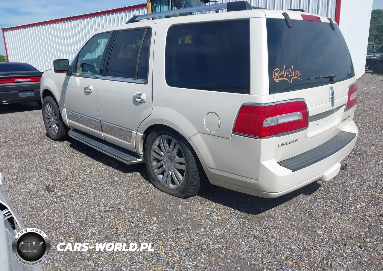 2008 Lincoln Navigator VIN:5LMFU28568LJ04067 - 3