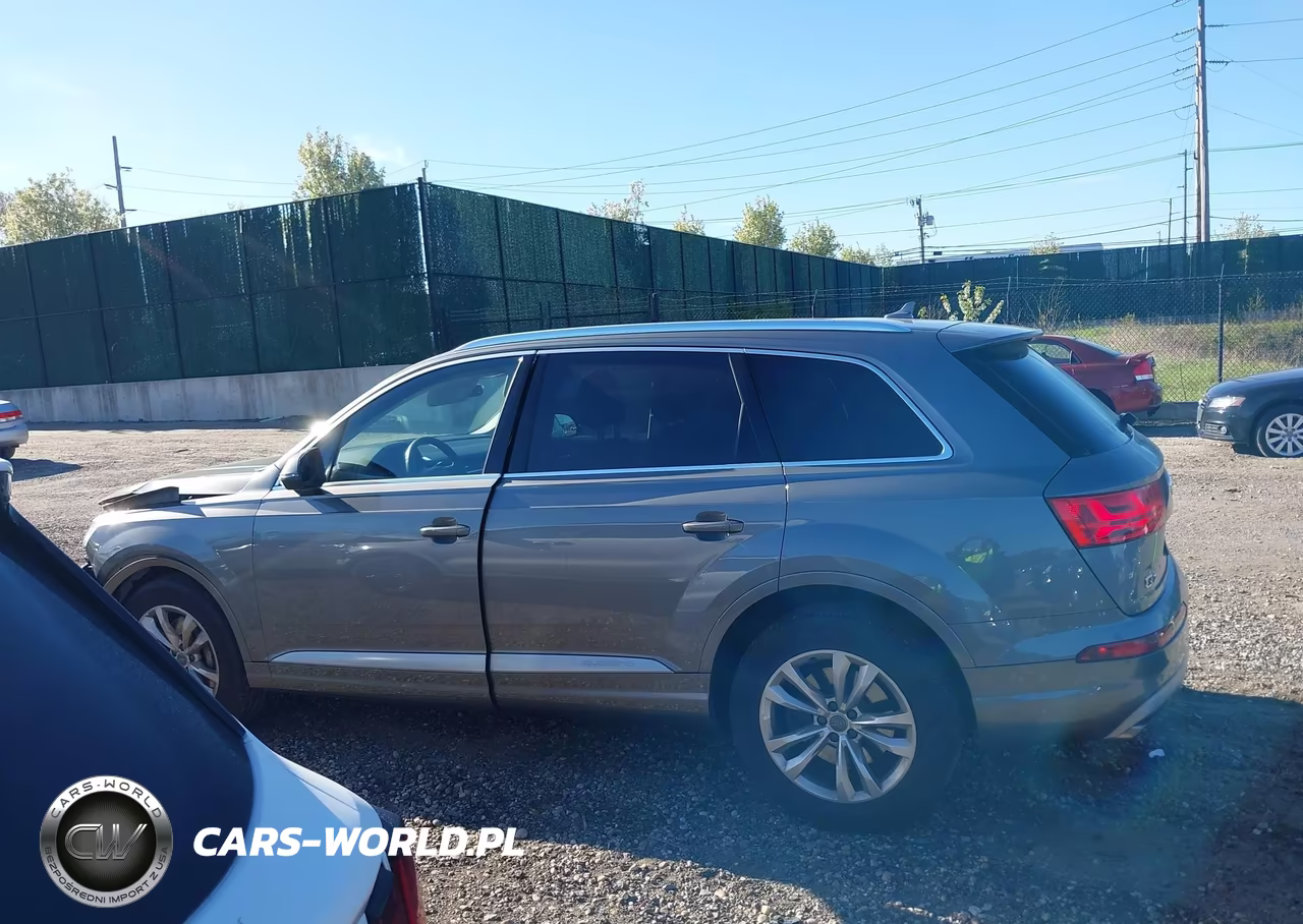 2017 Audi Q7 3.0T Premium VIN:WA1AAAF74HD014168 - 14