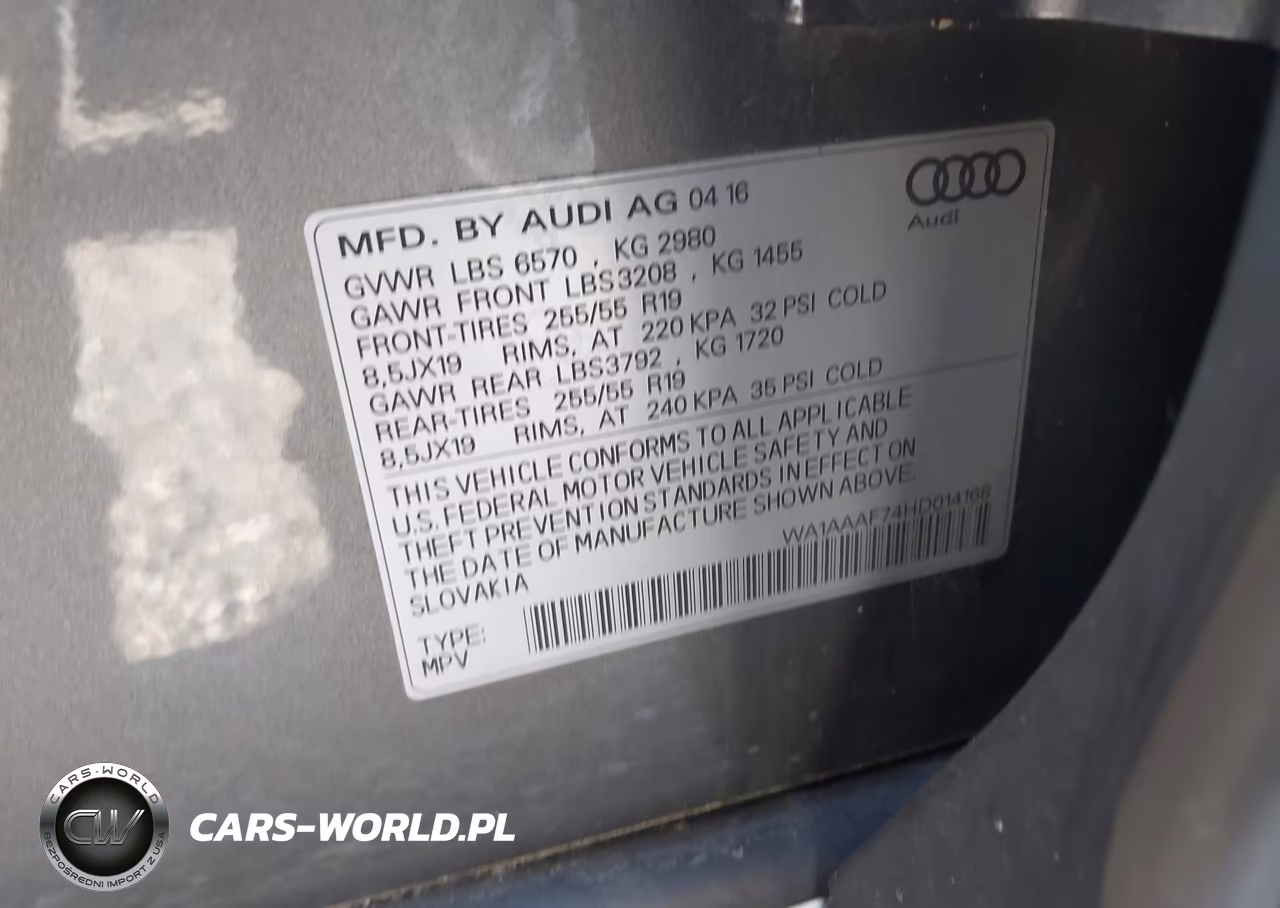 2017 Audi Q7 3.0T Premium VIN:WA1AAAF74HD014168 - 9