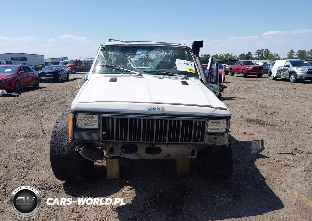 1990 Jeep Cherokee Pioneer VIN:1J4FJ38L3LL225310 - 13