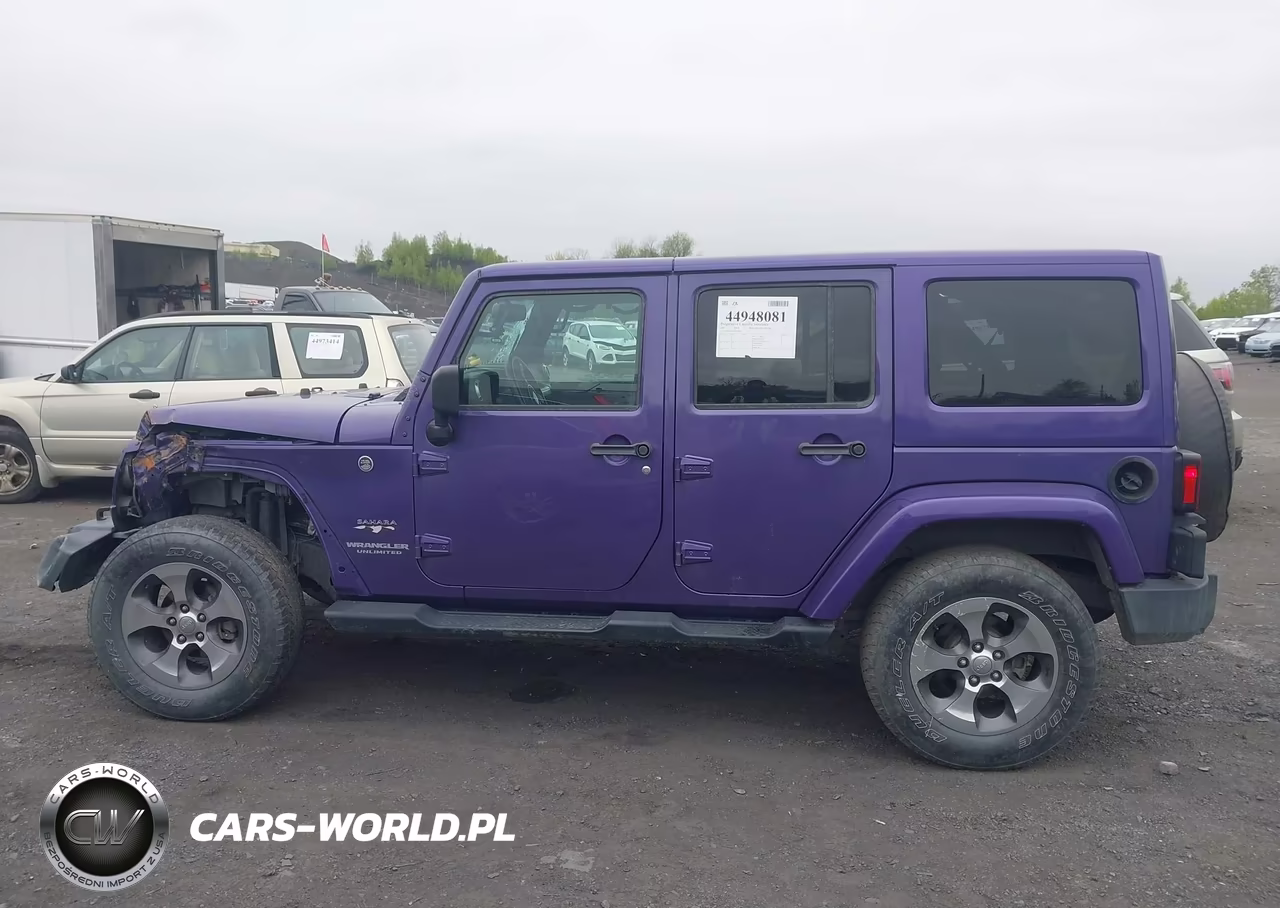 2017 Jeep Wrangler Unlimited Sahara 4X4 VIN:1C4BJWEG3HL694093 - 14