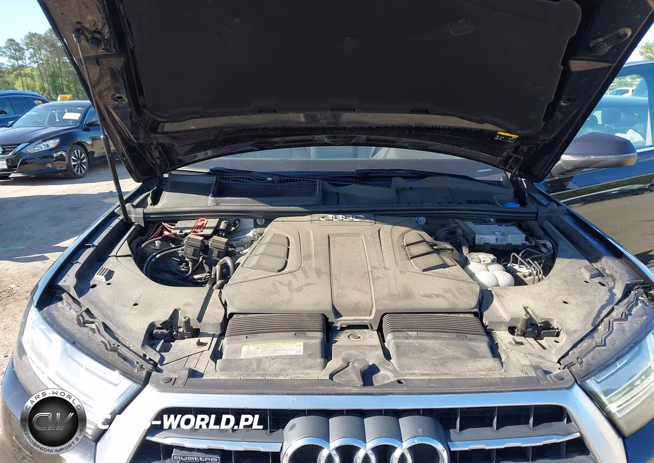 2019 Audi Q7 55 Premium VIN:WA1LAAF72KD029008 - 10