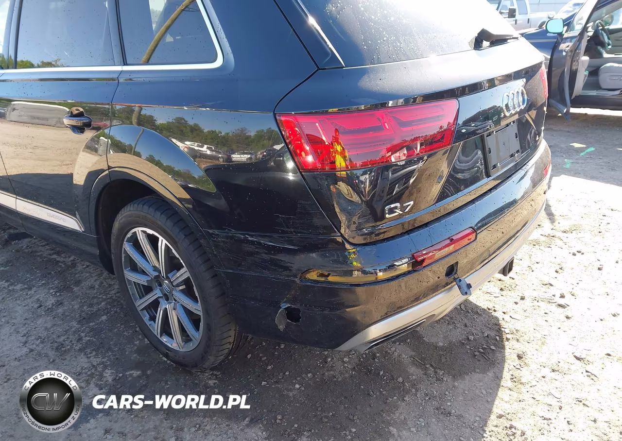 2019 Audi Q7 55 Premium VIN:WA1LAAF72KD029008 - 6