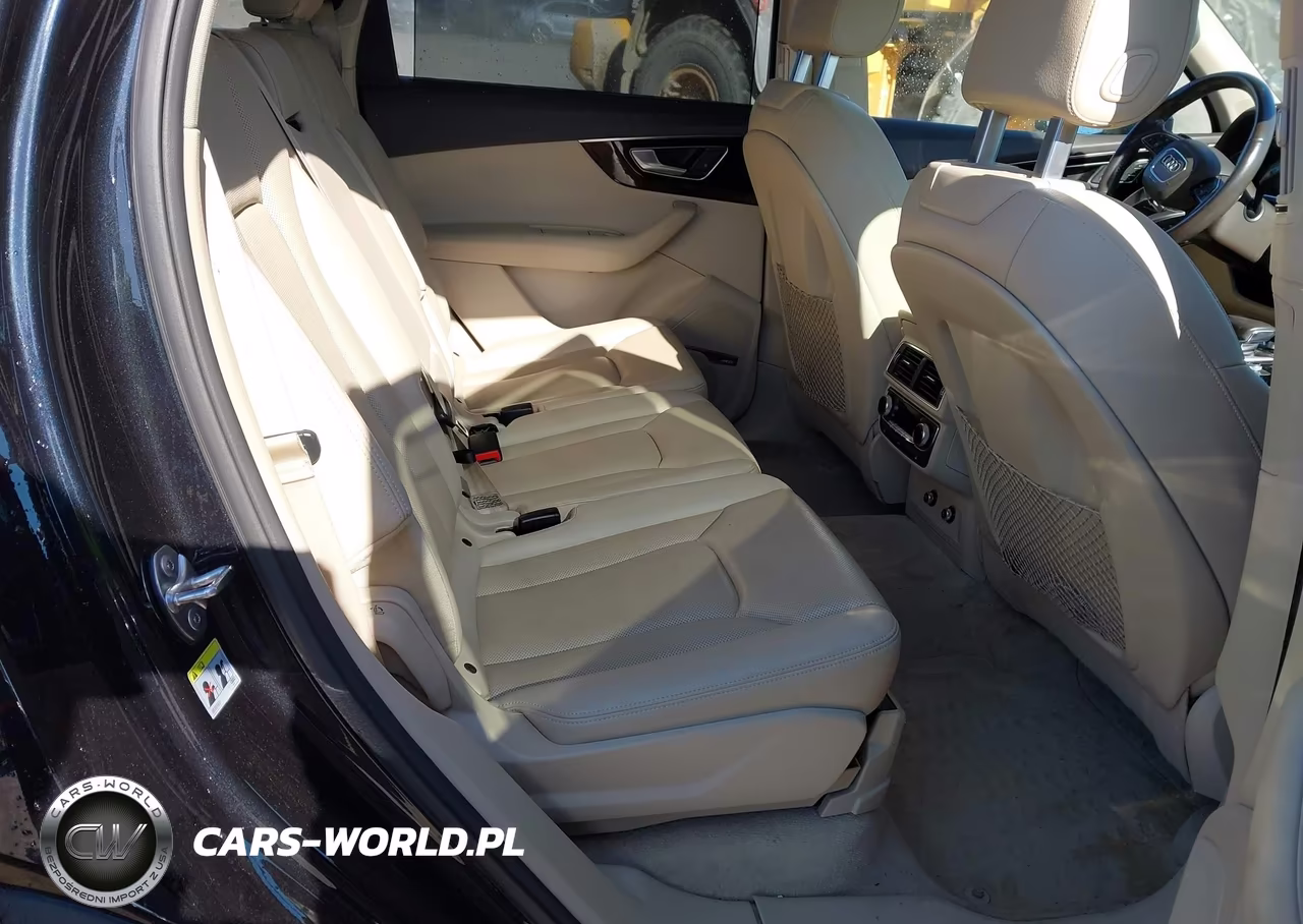 2019 Audi Q7 55 Premium VIN:WA1LAAF72KD029008 - 8