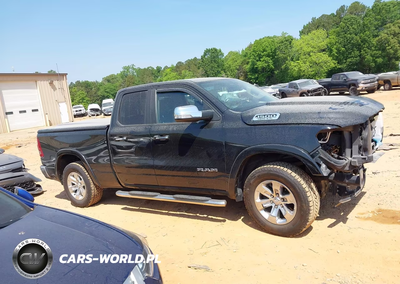 2020 Ram 1500 Laramie 4X4 6'4 Box VIN:1C6SRFDT3LN281070 - 13
