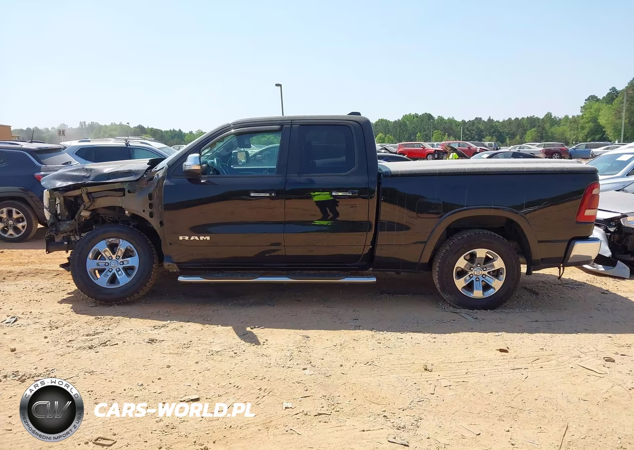 2020 Ram 1500 Laramie 4X4 6'4 Box VIN:1C6SRFDT3LN281070 - 14