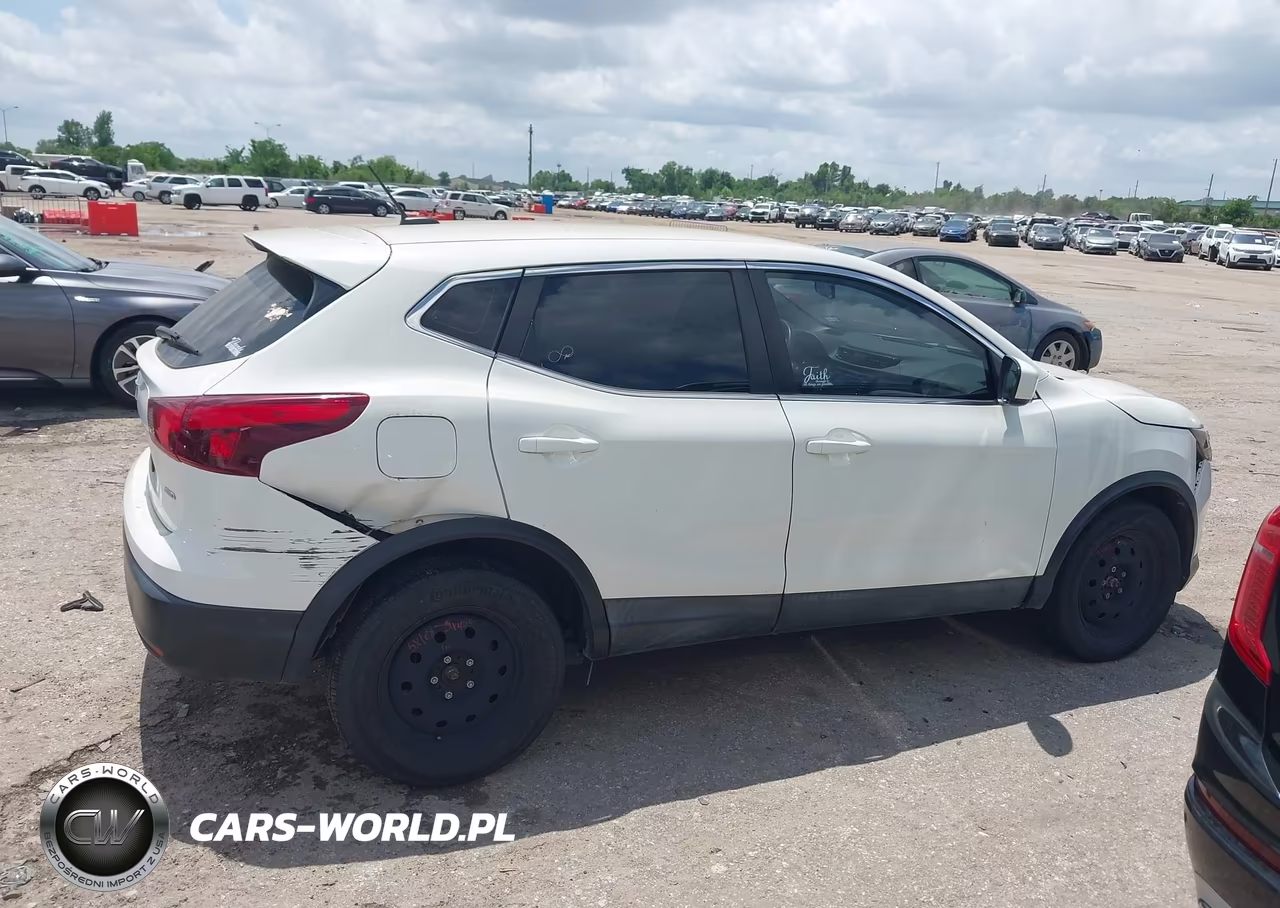 2019 Nissan Rogue Sport S VIN:JN1BJ1CR8KW350565 - 13