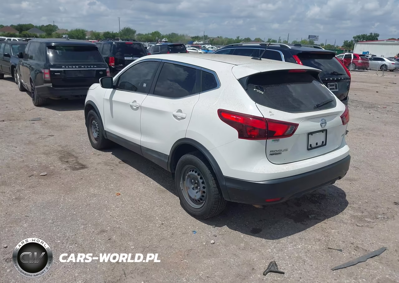 2019 Nissan Rogue Sport S VIN:JN1BJ1CR8KW350565 - 3