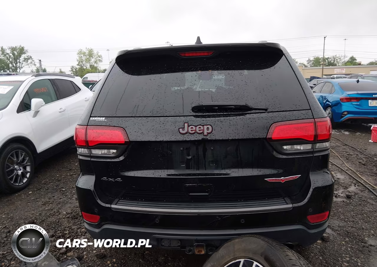 2020 Jeep Grand Cherokee Trailhawk 4X4 VIN:1C4RJFLT1LC443872 - 17