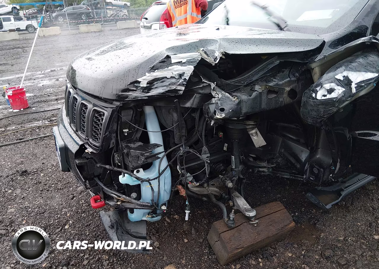2020 Jeep Grand Cherokee Trailhawk 4X4 VIN:1C4RJFLT1LC443872 - 6